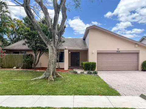 7450 NW 42nd Ct, Lauderhill, FL 33319