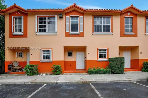 2314 Johnson St #9B, Hollywood, FL 33020