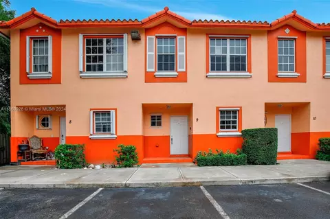 2314 Johnson St #9B, Hollywood, FL 33020