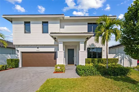 23217 SW 108th Ave, Homestead, FL 33032