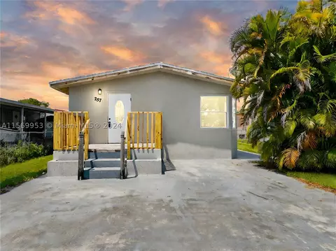 19800 SW 180th Ave #LOT 257, Miami, FL 33187