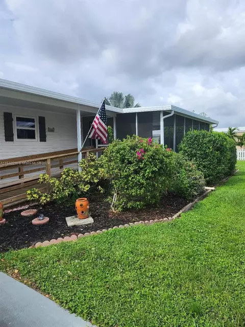 5426 Countrydale Ct, Fort Myers, FL 33905