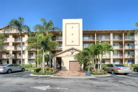 1400 SW 137th Ave #110F, Pembroke Pines, FL 33027