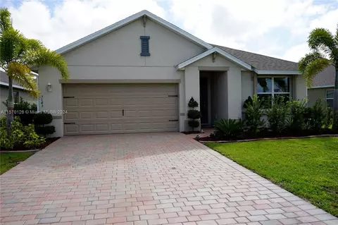 3183 Cozumel Ct, Cape Coral, FL 33909