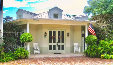 8100 SW 60th Ave, South Miami, FL 33143