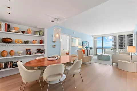 6801 Collins Ave #1210, Miami Beach, FL 33141