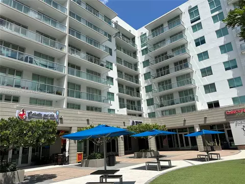 7875 NW 107th Ave #402, Doral, FL 33178