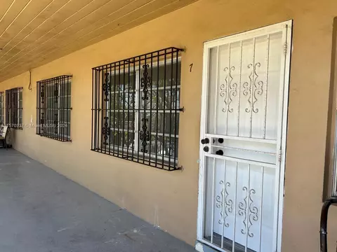 375 E 4th Ave #7, Hialeah, FL 33010 photo 1