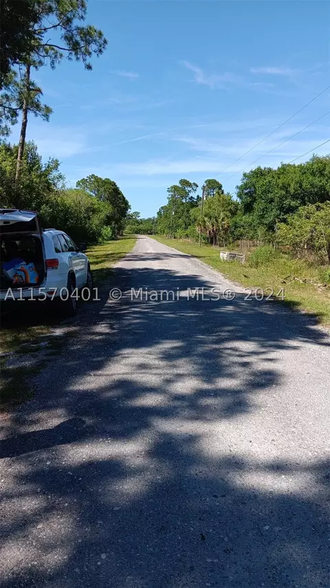 555 S Riverside St, Clewiston, FL 33440