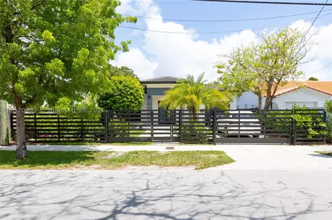 2661 SW 25th Ter, Miami, FL 33133