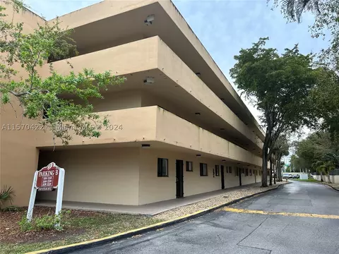 8415 SW 107th Ave #227W, Miami, FL 33173