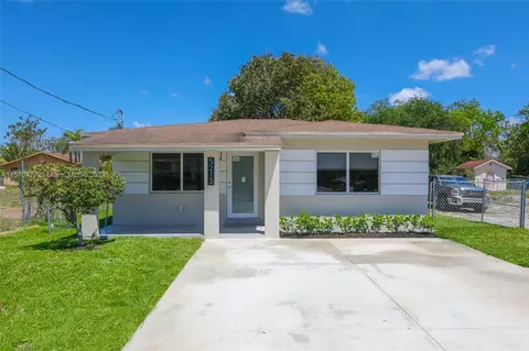 5213 SW 22nd St, West Park, FL 33023