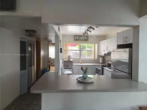 Kitchen - Undisclosed, Hialeah, FL 33015 photo 1 of 4