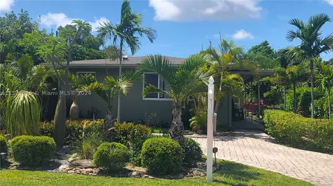 1532 NE 39th St, Oakland Park, FL 33334