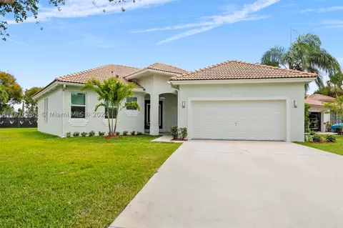 2609 Augusta Dr, Homestead, FL 33035
