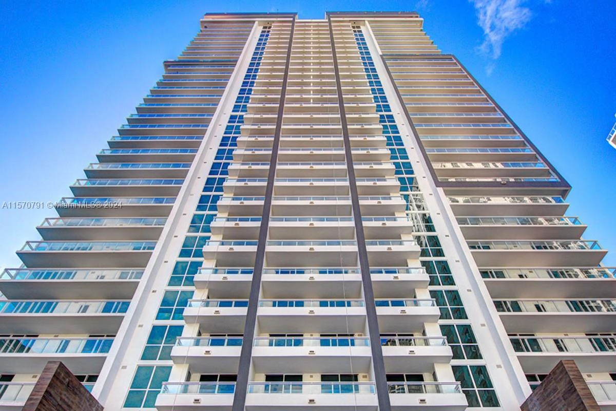 1080 Brickell Ave Unit 1111  
