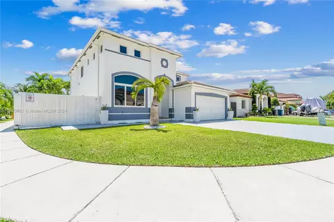 13302 SW 283rd St, Homestead, FL 33033