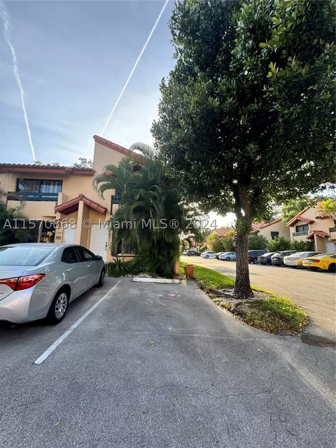 7848 SW 102nd Ln, Miami, FL 33156