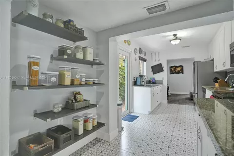 5420 E 7th Ave, Hialeah, FL 33013 photo 17