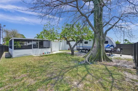 5420 E 7th Ave, Hialeah, FL 33013 photo 43