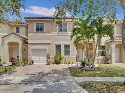 17045 SW 39th Ct, Miramar, FL 33027