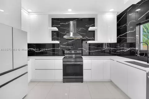 1223 Polk St, Hollywood, FL 33019