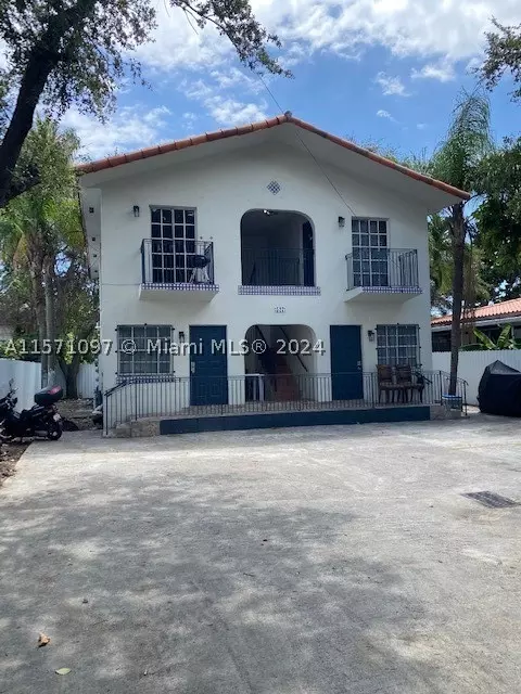 527 SW 13th Ave, Miami, FL 33135