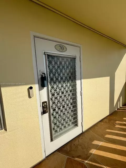 70 Dorset B #70, Boca Raton, FL 33434