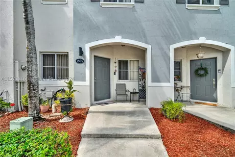 1605 SE 31st Ct, Homestead, FL 33035