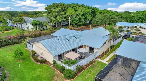 8847 Thumbwood Cir #A, Boynton Beach, FL 33436
