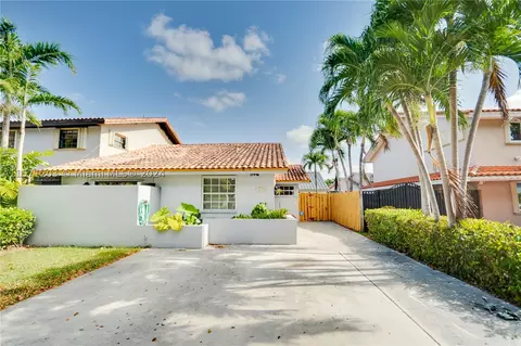 14832 SW 80th St #14832, Miami, FL 33193