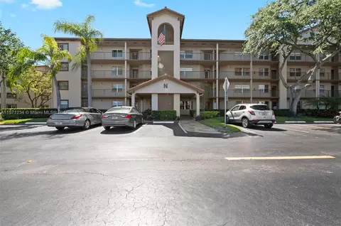 1000 SW 125th Ave #214N, Pembroke Pines, FL 33027