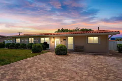 8260 SW 13th Ter, Miami, FL 33144