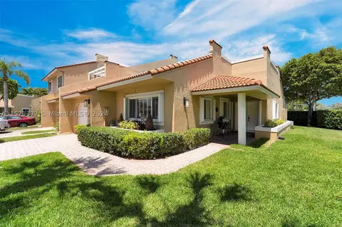 5161 NW 102nd Ct, Doral, FL 33178