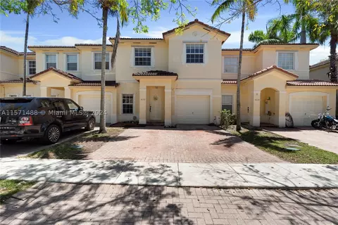 4130 NE 24th St, Homestead, FL 33033