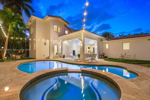 1032 NE 98th St, Miami Shores, FL 33138