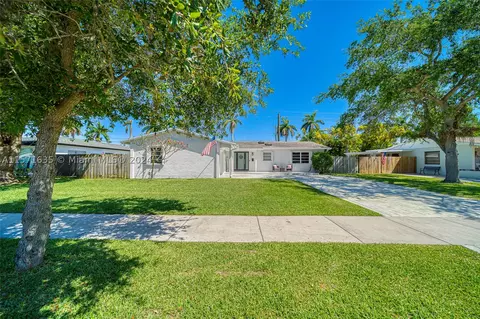 9373 SW 184th Ter, Cutler Bay, FL 33157