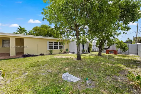 Other - 5470 W 9th Ave, Hialeah, FL 33012 photo 1 of 3