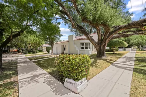 2039 Alhambra Cir, Coral Gables, FL 33134
