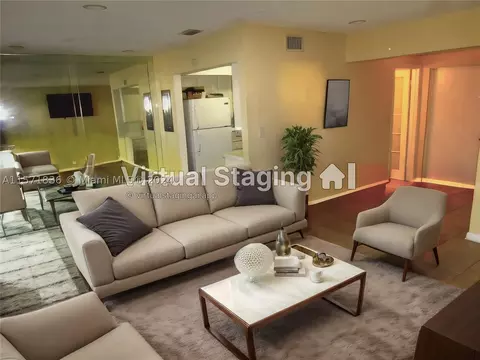 5626 NW 21st St #31-A, Lauderhill, FL 33313