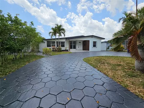 1622 NE 169th St, North Miami Beach, FL 33162