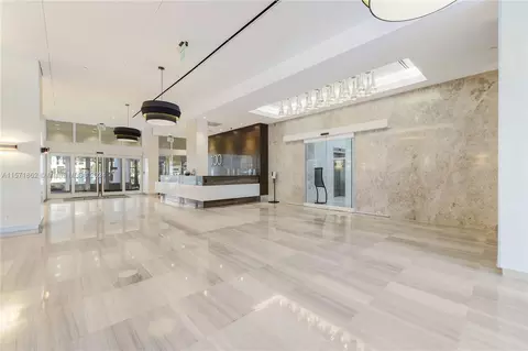 100 Bayview Dr #620, Sunny Isles Beach, FL 33160