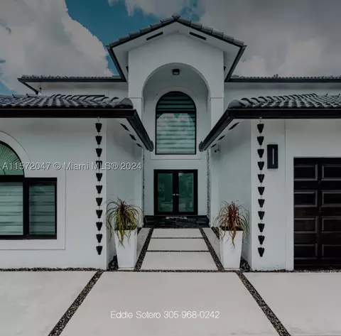 14616 SW 161st Pl, Miami, FL 33196