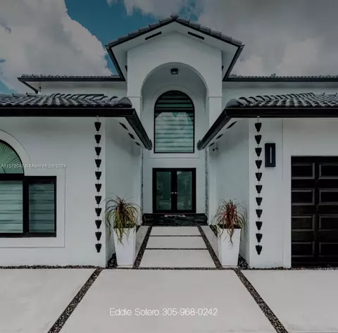 14616 SW 161st Pl, Miami, FL 33196