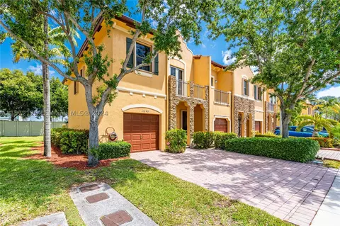 11243 SW 234th Ter #11243, Homestead, FL 33032