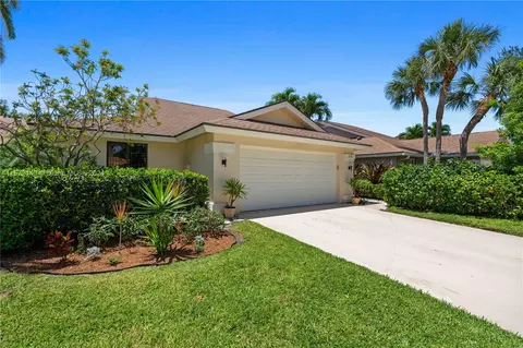 226 E River Park Dr, Jupiter, FL 33477 photo 3