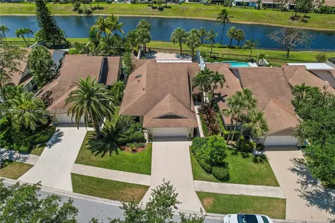 226 E River Park Dr, Jupiter, FL 33477 photo 4