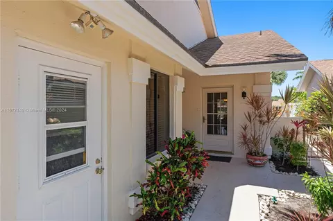 226 E River Park Dr, Jupiter, FL 33477 photo 6
