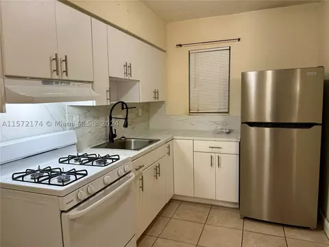 4250 SW 67th Ave #6, Miami, FL 33155