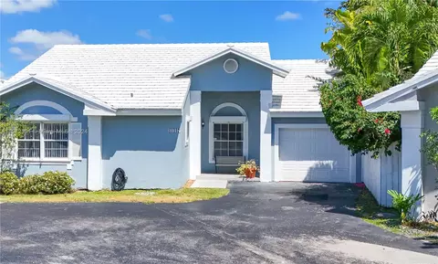 11447 SW 64th St, Miami, FL 33173